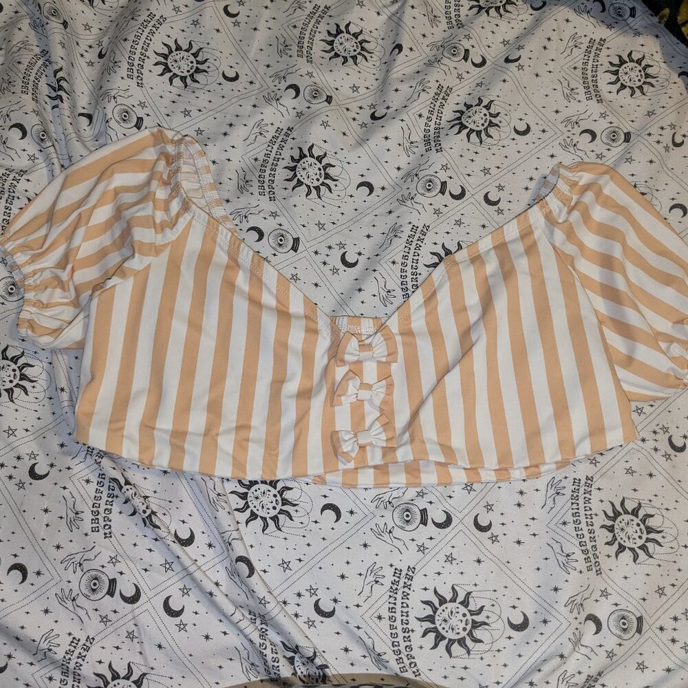 Alpine Butterfly Maya bikini top size 3x